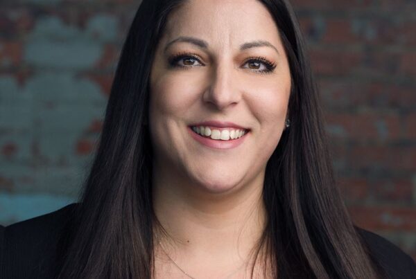 Jennifer Fischer headshot