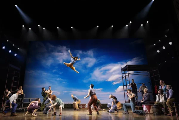 performers on stage in Water for Elephants